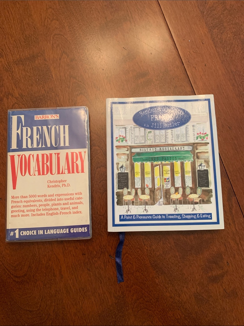 Barron's French Vocabulary & French Phrase Guide Duo - Blue, White, Red